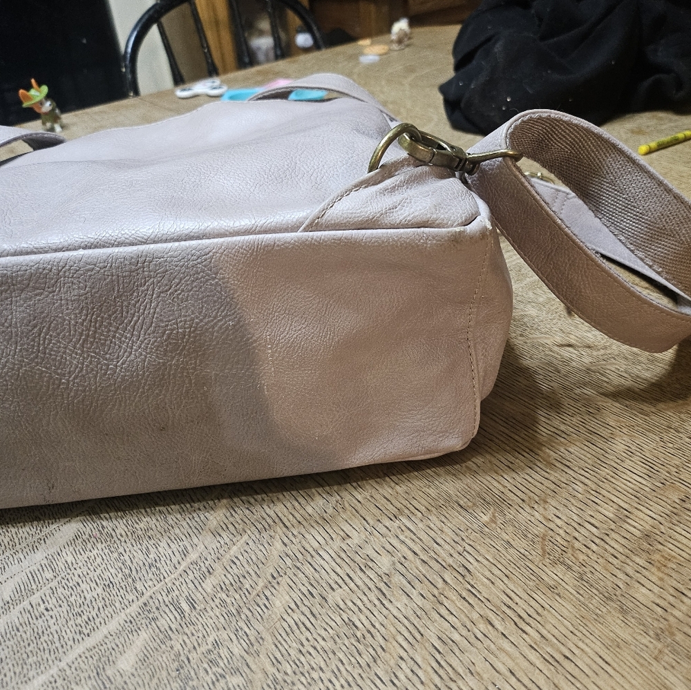 Elegant Tan Women's Bag - Picture 4 of 6